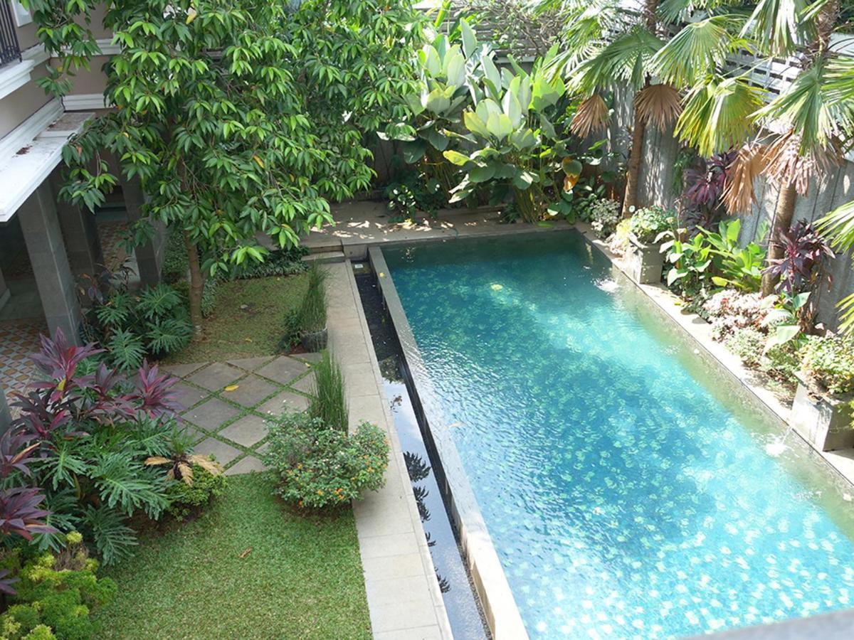 Saffron Suites Syariah Jakarta Exterior photo